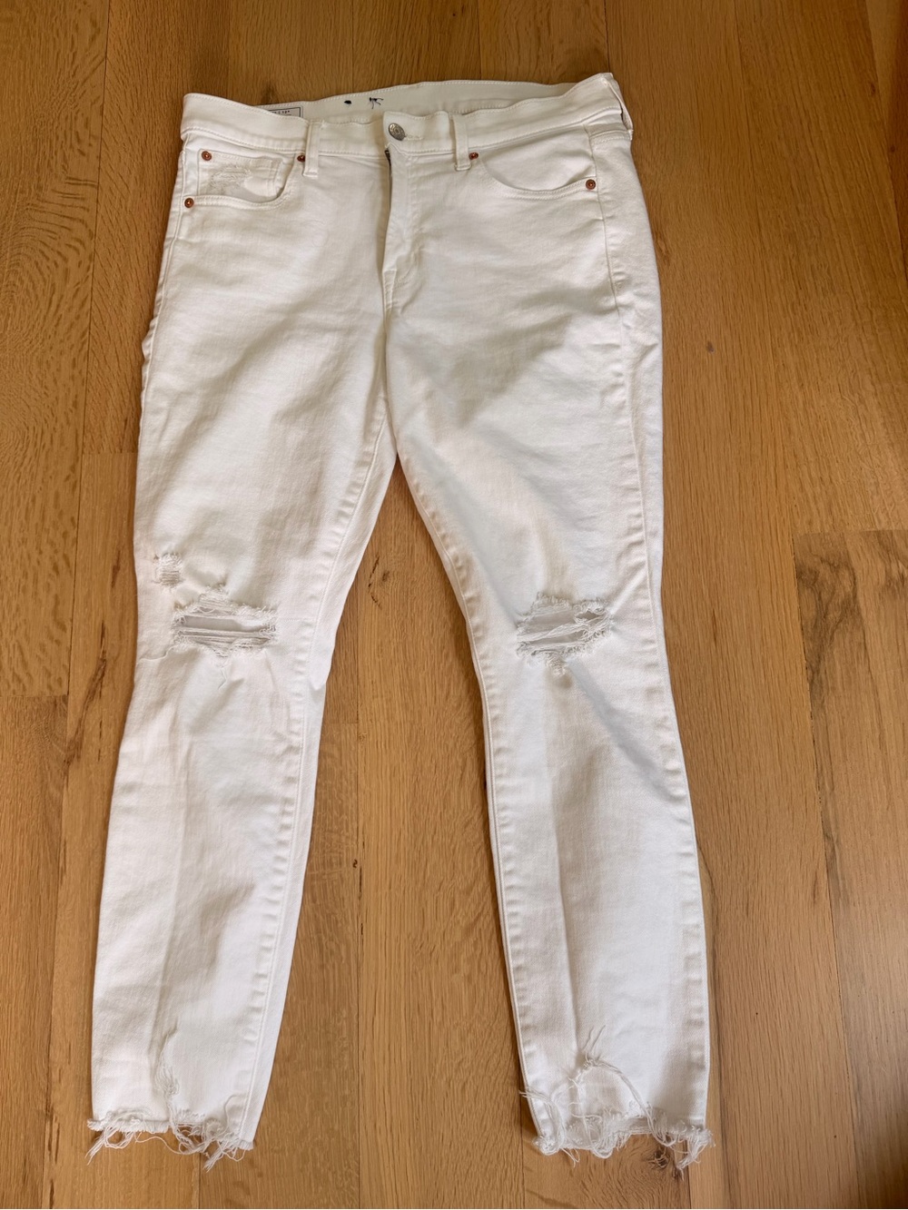 GAP White Distressed Ankle Jeans